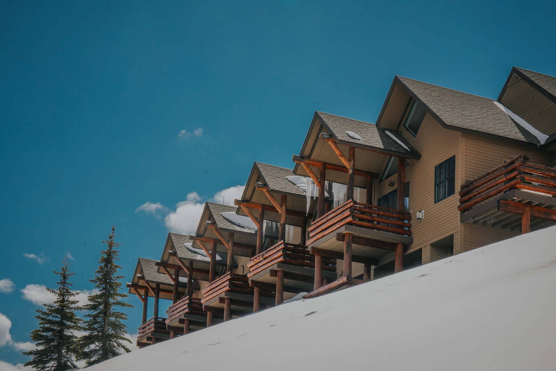 Saddle Ridge Condos Exterior | Big Sky Resort Vacation Rentals